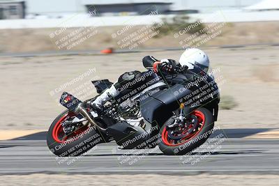 media/Oct-02-2025-Racers Edge (Thu) [[2c91cb6ab3]]/2-A Group/Session 3-Turn 4 Part 2 (1145am)/